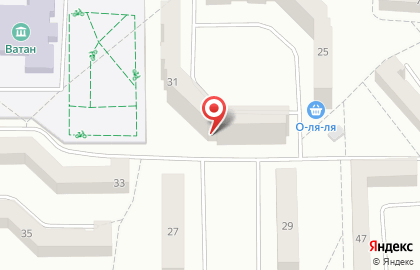 Продовольственный магазин Гурман на улице Ленинградской на карте