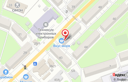 Магазин разливных напитков Пивной король на улице Маршала Жукова на карте