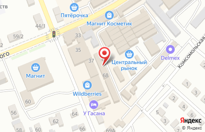 Салон сотовой связи Tele2 на улице Максима Горького на карте