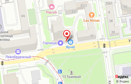 Супермаркет Ярче! на метро Площадь Ленина на карте