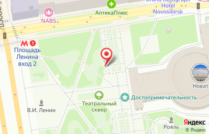 Каток у Оперного на карте