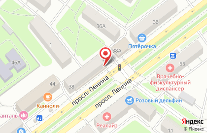 Супермаркет Магнит у дома на проспекте Ленина, 38 на карте