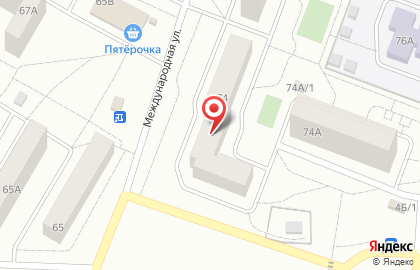 Фирменный мясной магазин Равис на Международной улице на карте