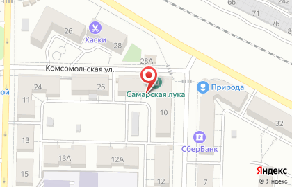 Магазин Фабрика Качества на Комсомольской улице на карте