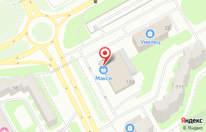 Гипермаркет Макси на улице Карла Маркса на карте