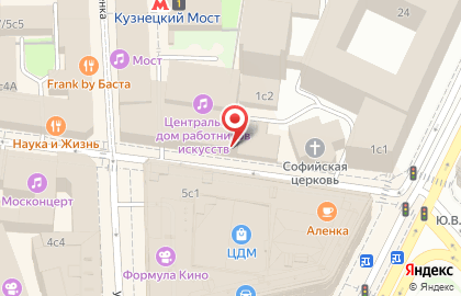 Магазин фастфудной продукции на улице Рождественка на карте