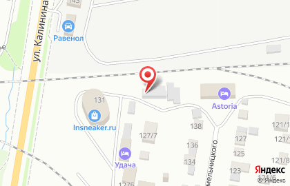Автоцентр на улице Б.Хмельницкого на карте