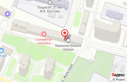 Администрация Фокинского района на улице Челюскинцев на карте
