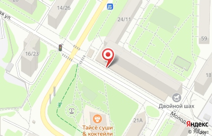 ТЦ Пять Звезд на Молодёжной улице на карте