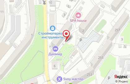 Прачечная самообслуживания на улице Надибаидзе на карте