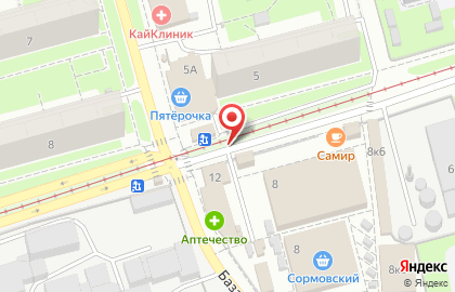Лакомка на Базарной улице на карте