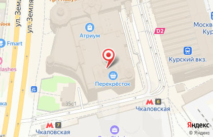 Супермаркет Перекрёсток на метро Курская на карте