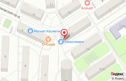 Карандаш, игрушек и книг на карте