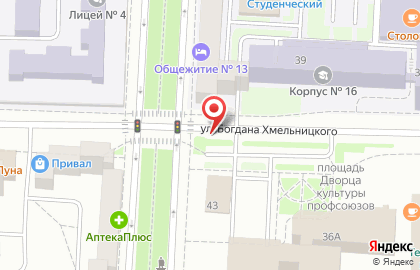 Иномарочка на улице Б.Хмельницкого на карте