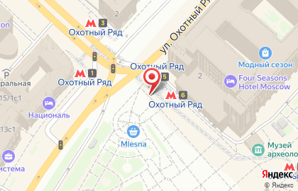Салон сотовой связи МегаФон на метро Охотный ряд на карте