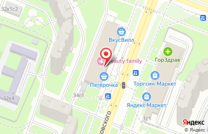 Мясной Дворик на улице Паустовского на карте