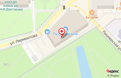 Кэмпик на площади Ленина на карте