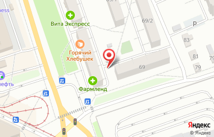 Дарья на улице Коммунаров на карте