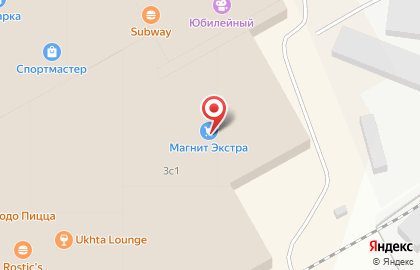 Гипермаркет Магнит Семейный на Строительной улице на карте