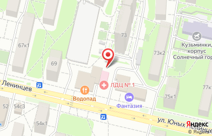 Клиника Медцентрум на улице Юных Ленинцев на карте