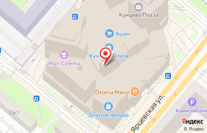 Магазин одежды Guess на Ярцевской улице на карте