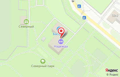 Спортивная школа Надежда на улице Комарова на карте
