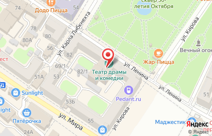 Колизей на улице Ленина на карте