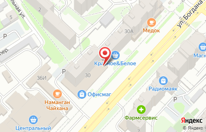 Магазин у дома Бристоль на улице Богдана Хмельницкого на карте