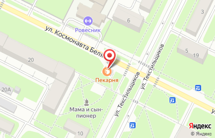 Лавка у дома на улице Текстильщиков на карте