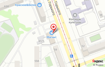 Банкомат УБРиР на улице Горького, 61 на карте