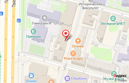 Магазин тканей и фурнитуры на Трёхсвятской улице на карте