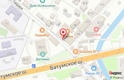 Ателье по пошиву и ремонту одежды Лаура на карте