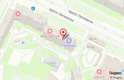 Магазин по продаже овощей и фруктов на проспекте Большевиков на карте