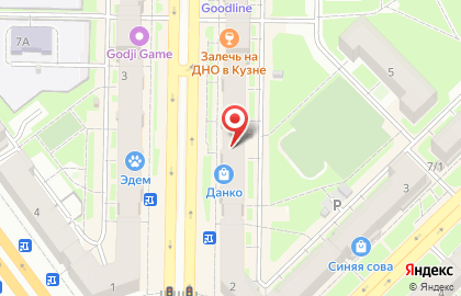 Магазин женской и мужской одежды Модница+М на карте