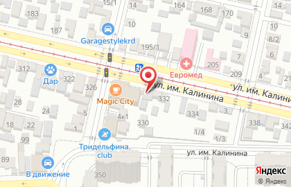 Фирменный магазин пива Хадыжи Плюс на улице Калинина на карте