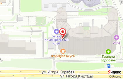 Фирменный магазин Мясной двор на улице Игоря Киртбая на карте