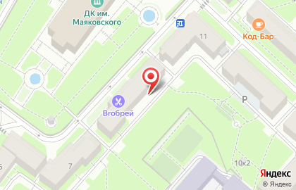 Полушка на Центральной улице на карте