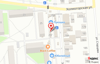 Магазин по продаже колбасных изделий на Холмогорской улице на карте
