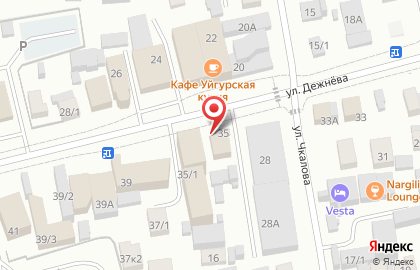 Продуктовый магазин Хамелеон на улице Дежнева на карте