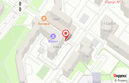 Магазин разливных напитков Чешский дворик на Широтной улице на карте