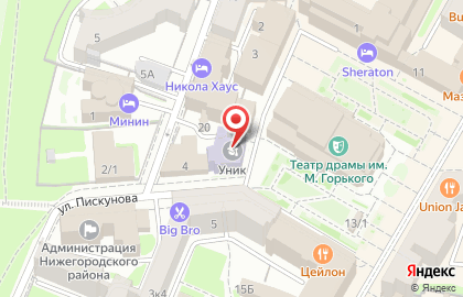 Страховое общество Сургутнефтегаз на Театральной площади на карте