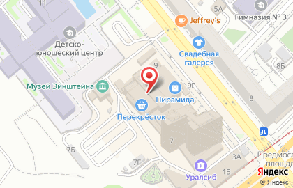 Бюстье на Краснознаменской улице на карте