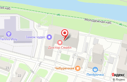 Стоматология Доктор Смайл на улице Шмидта на карте