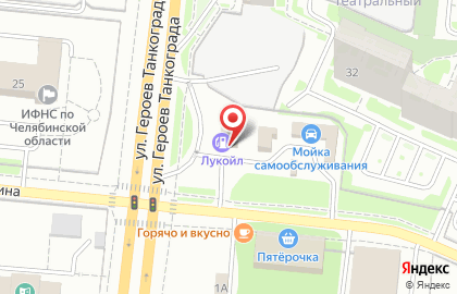 Лукойл-ликард на улице Героев Танкограда на карте