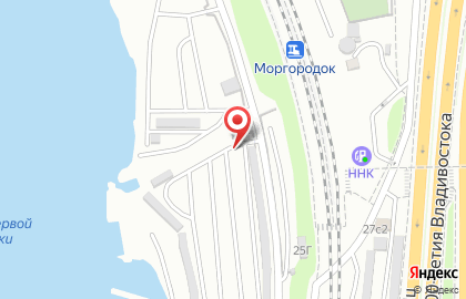 Автостоянка Родник на проспекте 100-летия Владивостока на карте