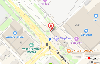 Юридический центр на улице Ленинградской на карте