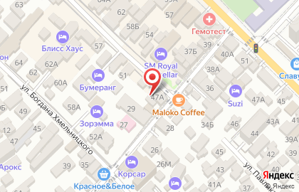 Магазин фруктов и овощей на ул. Павлика Морозова, 47 на карте