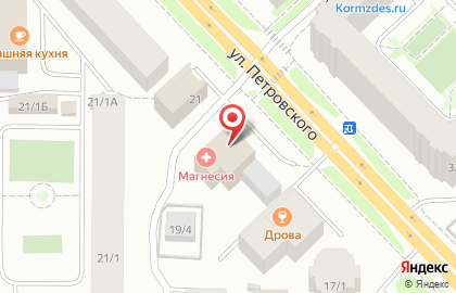 Учебный центр Маневр на улице Петровского на карте