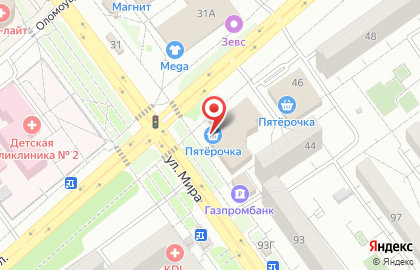 Универсам Пятёрочка на Оломоуцкой улице на карте