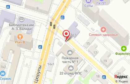 Макси-принт на улице Октябрьской Революции на карте